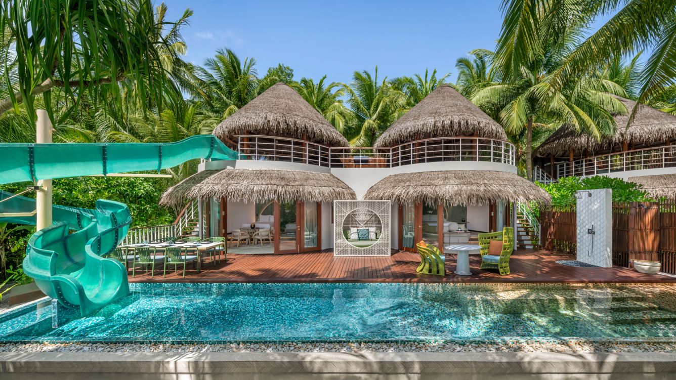 Oasis Beach Villa with Slide at W thumbnail 7
